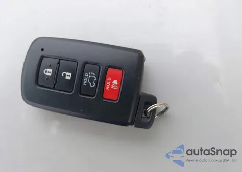 2018 Toyota Highlander Xle z USA, uszkodzony, nr VIN 5TDJZRFHXJS549294